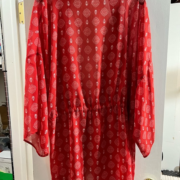 Flattering top - Picture 6 of 7